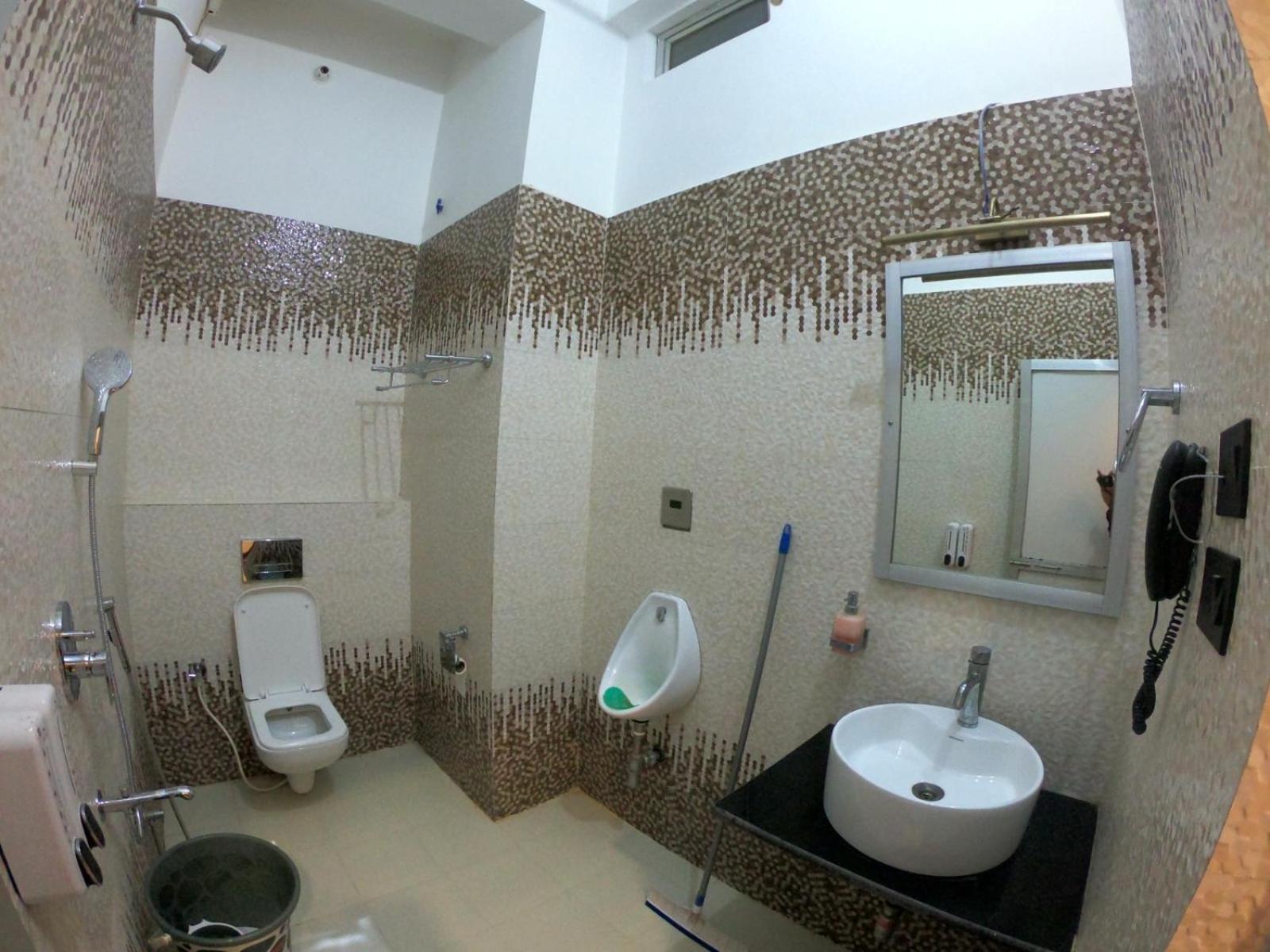 Hotel Buddha Park, Paharia, Varanasi Exterior photo