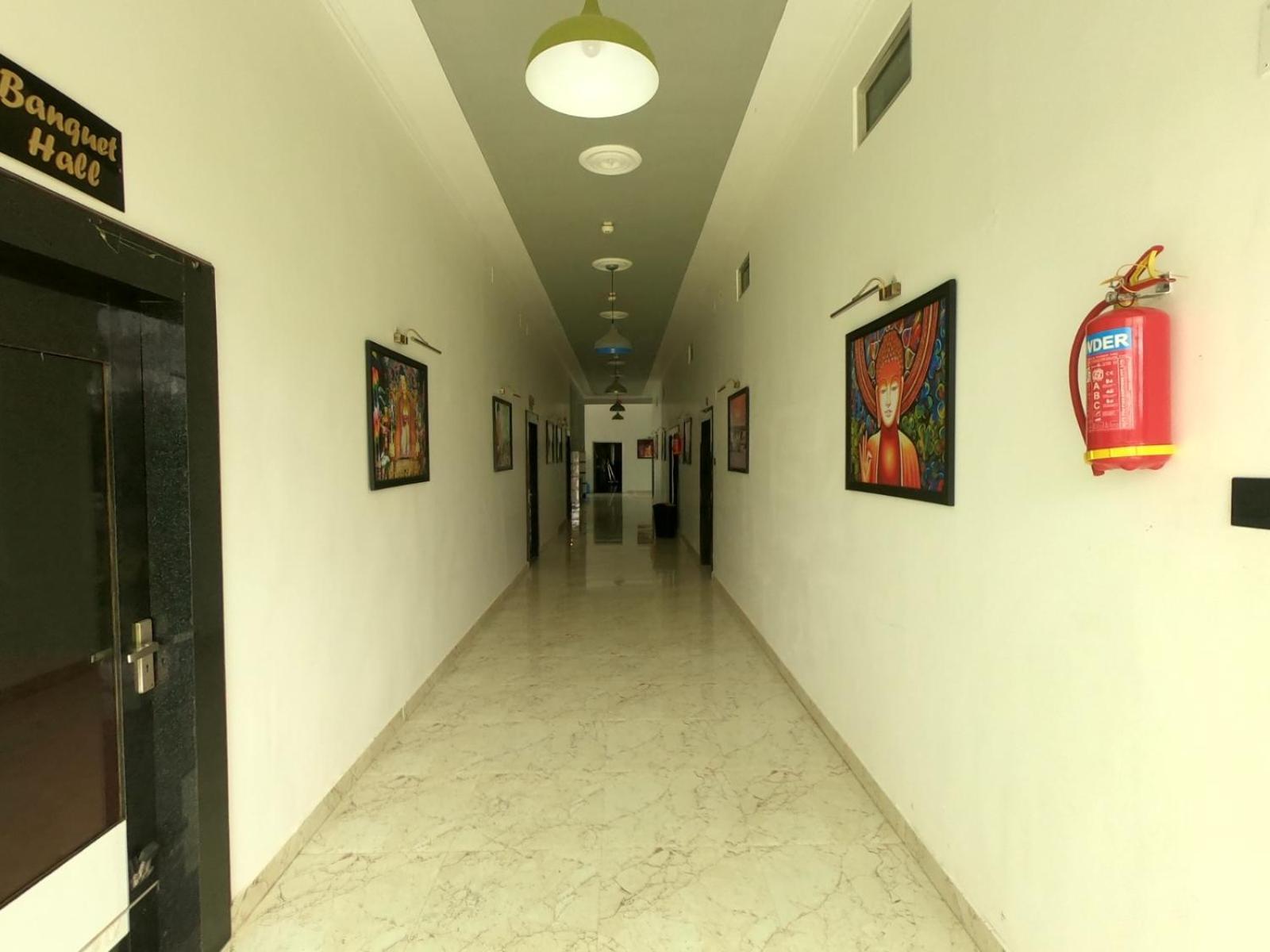Hotel Buddha Park, Paharia, Varanasi Exterior photo